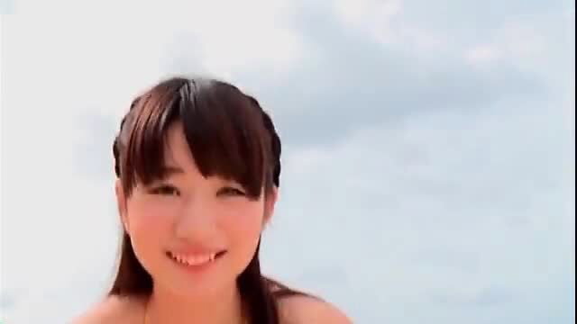Arie Ikeda smiles in bikini at beach, Milky Glamour All Gravure
