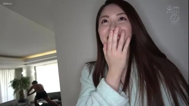 Yebayama Sayuri watches black guy workout in robe, JAV massage tease