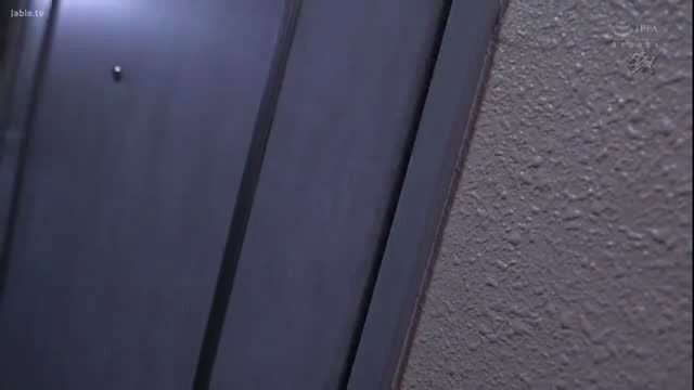 Closeup Sumire Kuramoto dark door frame adult JAV thumbnail
