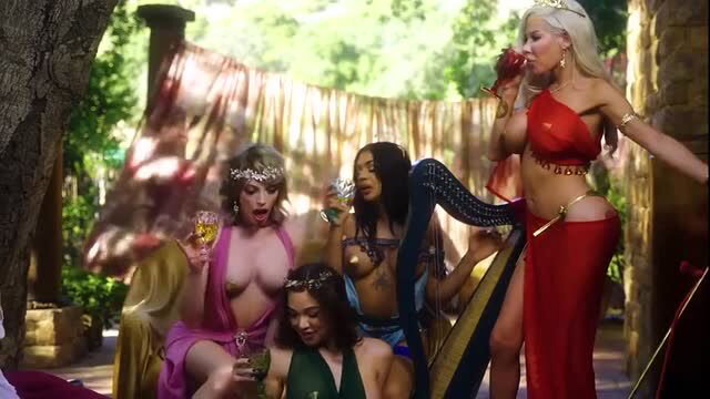 Emma Rose with trans goddesses in sexy togas, topless party