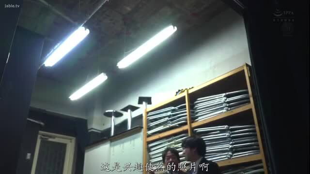 Busty married model NTR in boss's shameful sex, 出張マッサージ師 JAV thumbnail