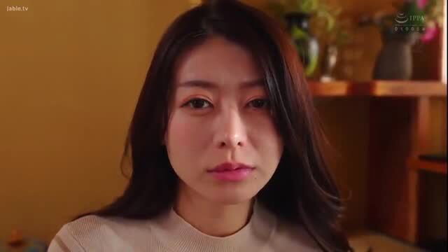 Shinohara Idae closeup portrait, sexy Asian wife in turtleneck
