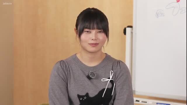 Takahashi Nagisa cute bangs smiling in cat sweater JAV interview