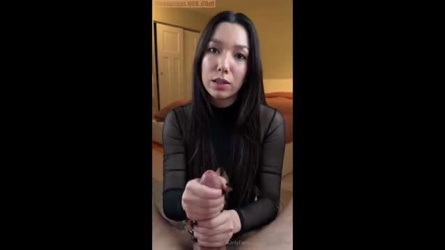 Daniellexxvv Asian beauty in sheer top gives hot handjob JOI