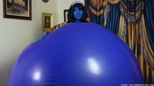 Blueberry girl Fae in shiny blue latex with crown