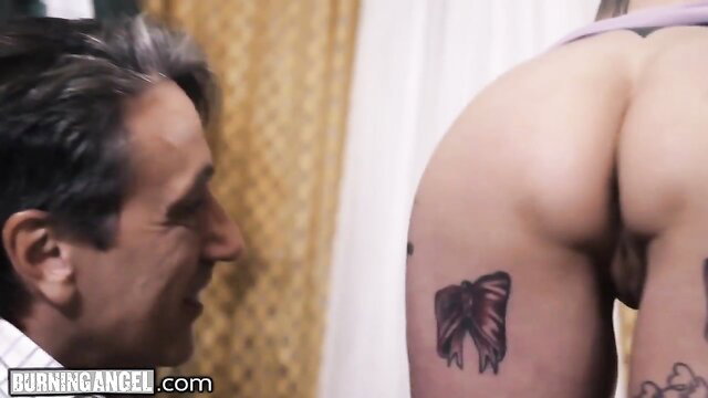 Anna Bell Peaks' big tattooed ass up as old perv stares hungrily