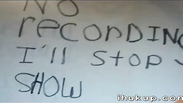 No recording cam girl pleads to stop show in sexy masturbation thumbnail