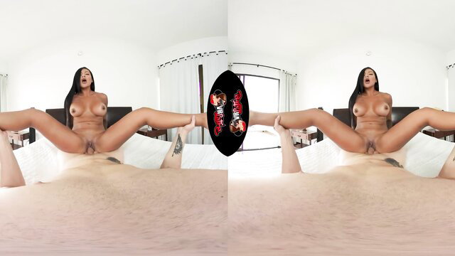 Mariana Martix nude split-leg pussy spread on bed