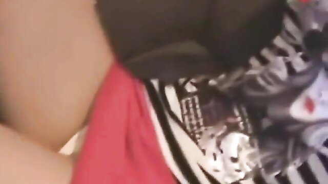 Cho Hee Korean beauty in black lingerie and red skirt upskirt tease