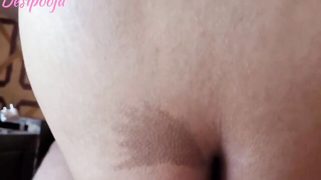Indian MILF Bahu closeup pussy tease in Sasur Ji sex video
