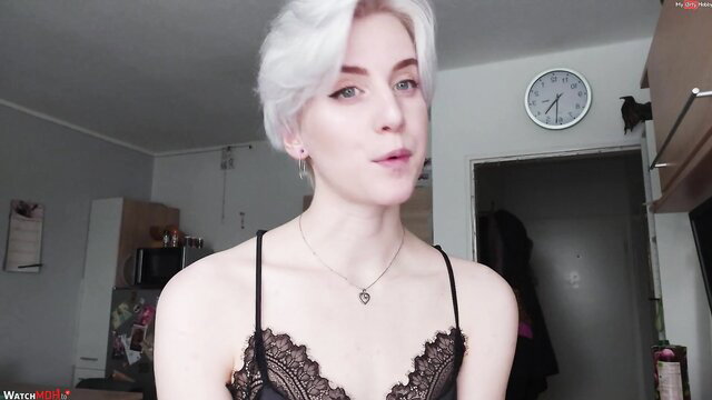 Mika_Diva white-haired beauty in black lace lingerie intro video