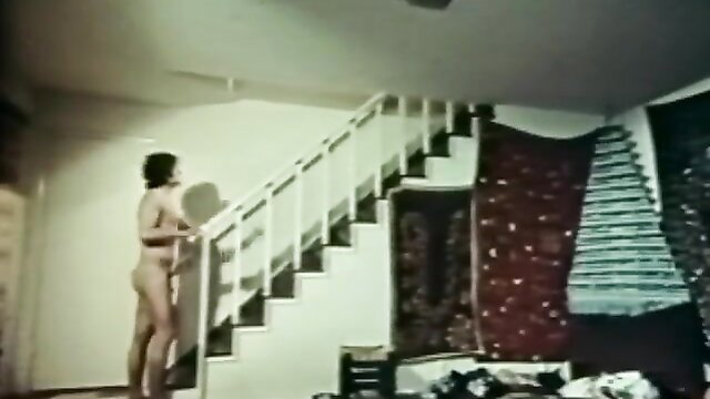 Lyn Carter nude at stairs in retro seduction film, natural tits