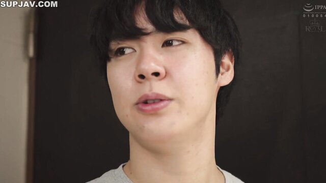 Mary Tachibana closeup portrait, seductive gaze in JAV thumbnail