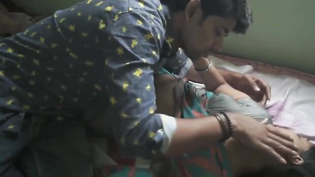 Hot Lakshmi Aunty fucked missionary in Telugu amateur sex