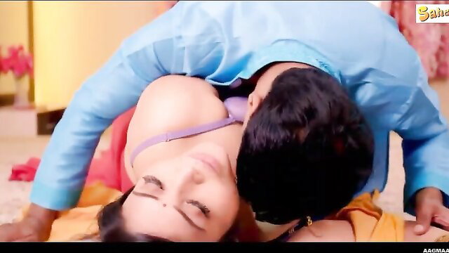 Big boobs Indian bhabhi hardcore fucked doggy by man in bedroom