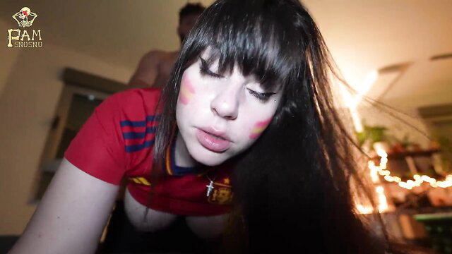 Pamsnusnu in Barcelona jersey with oily cleavage closeup