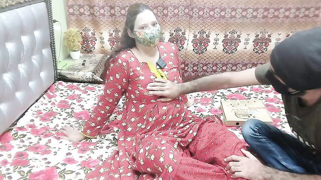 Pregnant Desi Aunty groped by Pizza Boy - Pakistani CoupleX