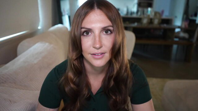Tatum Christine in green top, seductive eyes, sister taboo thumbnail