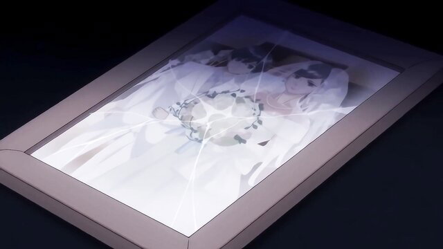 Cheating hentai housewife in catgirl outfit, broken frame photo tease