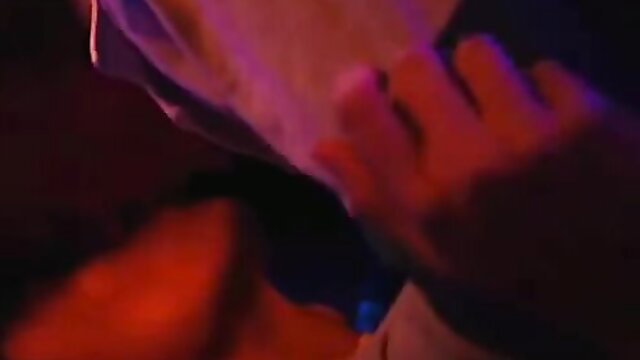 Blond Leo grabs muscular Tom in steamy gay Sunflower scene
