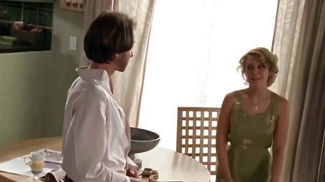 Anne Lishman as Andrea in green dress, flirty kitchen chat Hunger S02E22