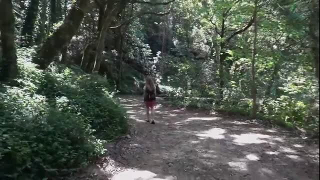 Amateur couple outdoor fuck and blowjob in forest path with Maya Portugal