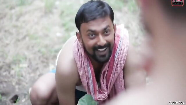 Indian milf in red dhoti squats topless outdoors smiling seductively