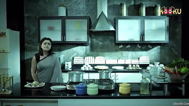 Indian bhabhi in sheer saree in kitchen, Suno Bhabhiji Episode 2