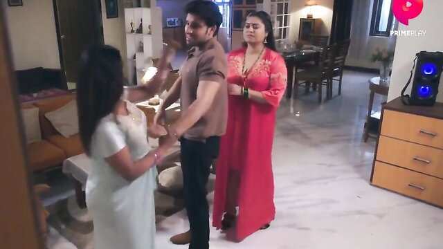 Devrani Aur Jethani Hindi PrimePlay sisters-in-law seduce muscular guy