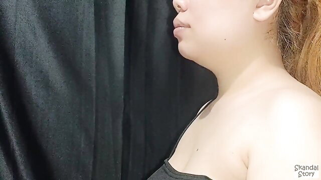 Stepmom close-up neck and lips, topless tease from Skandal Story