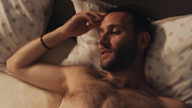 Sophie Pfennigstorf sexy bedroom scene nude Ein Sommer in Istrien