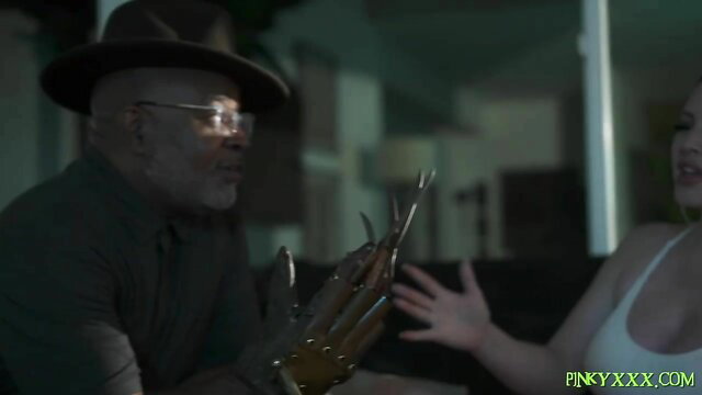 Jenna Starr fucked by Freddy Krueger in Nightmare on Dick St parody