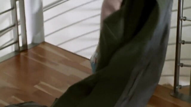 Serena Gordon as Shona in sexy dress on balcony, Heartless 2005