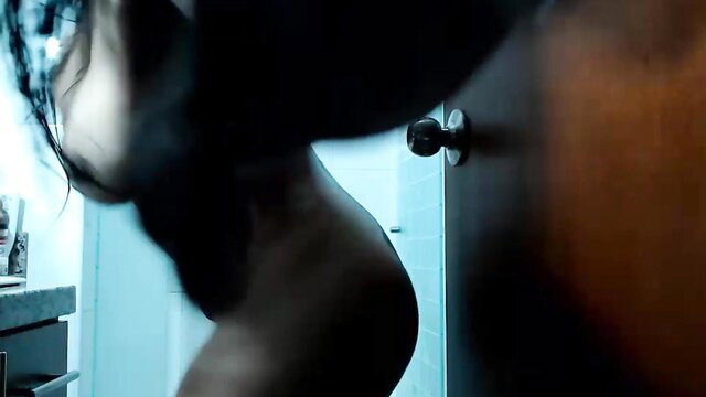 Venezuelan MILF Keirlax Rouxxx 41 naked shower curves