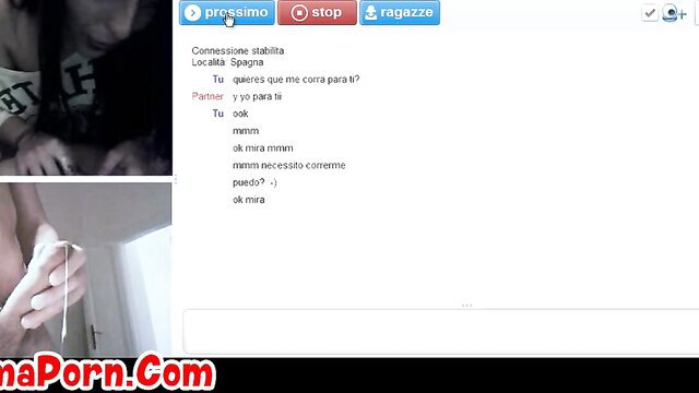 Italian cam girls masturbate live, solo pussy play closeup
