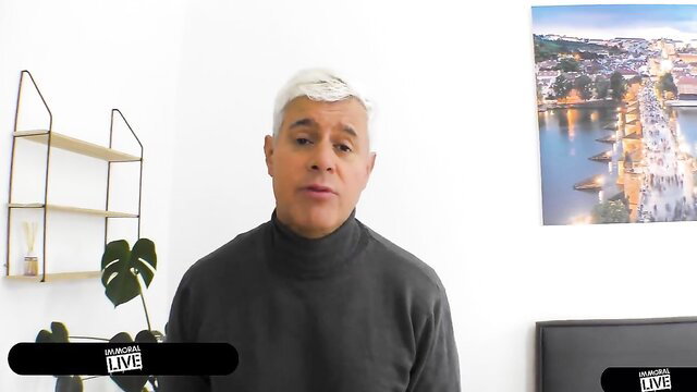 Porno Dan live stream preview, white hair man in turtleneck