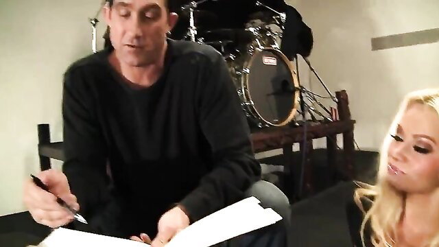 Blonde MILF with concerned son fucks huge dick music teacher to help boy
